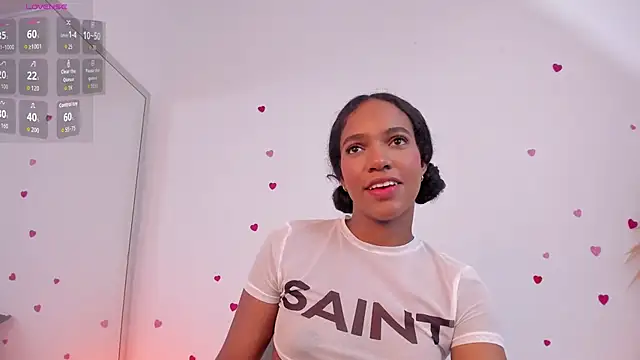 Snapshot of Tina_Rouse2 chatting on 10/04/25, 03:10 Tina Rouse2 online show from 10/04/25, 03:10