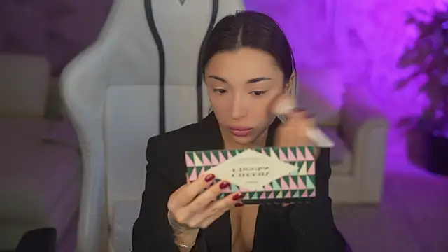 Jasmine Flow online show from 11/17/25, 08:20