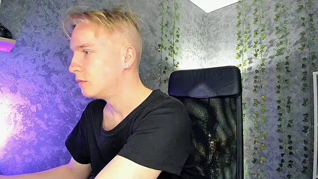 AlexxSweet online show from 12/20/25, 06:31