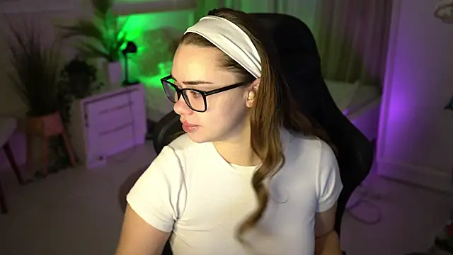 VixenMia online show from 01/13/25, 04:18