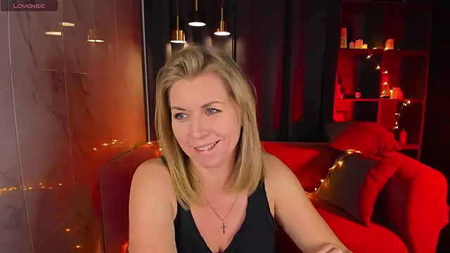 Annie Light online show from 01/14/25, 08:41