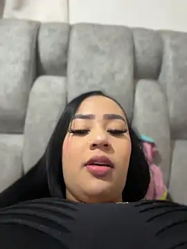 Luisa Fernandaa online show from 05/14/26, 02:51