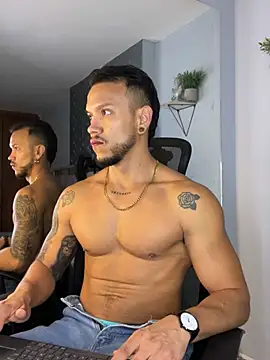 ARON TAYLER01 online show from 01/08/25, 12:37