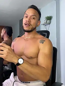 ARON TAYLER01 online show from 01/10/25, 03:48