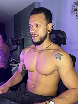 ARON TAYLER01 online show from 11/13/25, 10:36