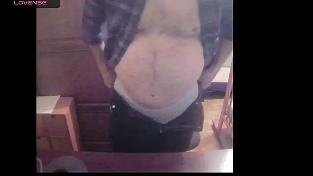 Snapshot of terrybare chatting on 01/12/25, 04:50 terrybare online show from 01/12/25, 04:50