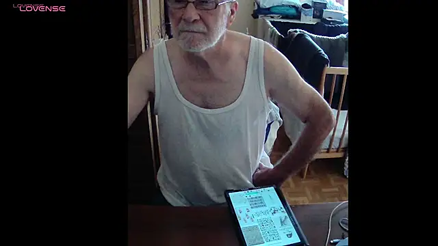 Snapshot of terrybare chatting on 07/26/26, 12:34 terrybare online show from 07/26/26, 12:34