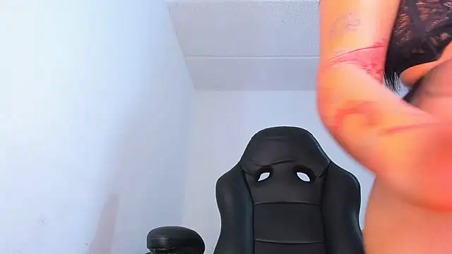 SweetIsabella x online show from 12/17/24, 06:35