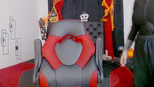 misslombana online show from 10/07/25, 05:48