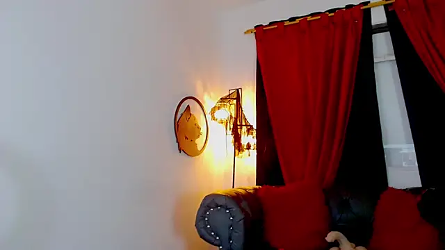 misslombana online show from 04/15/26, 03:46