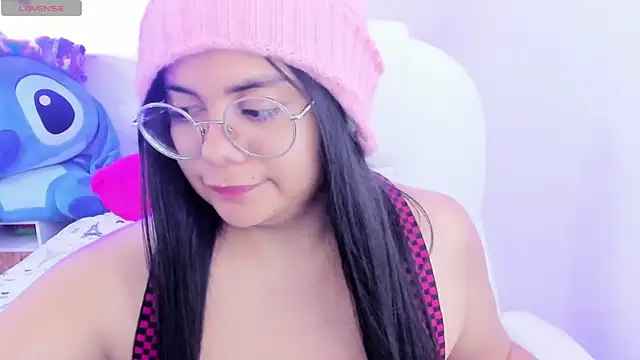esmeralda112 online show from 01/03/25, 10:08