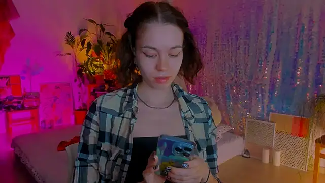 poli   online show from 03/04/25, 08:05