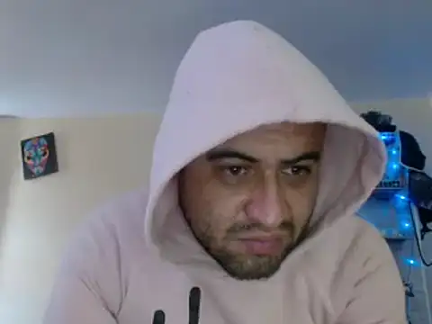 Snapshot of alphaswitchard chatting on 12/21/24, 09:36 alphaswitchard online show from 12/21/24, 09:36