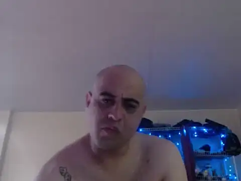 Snapshot of alphaswitchard chatting on 01/23/25, 01:45 alphaswitchard online show from 01/23/25, 01:45