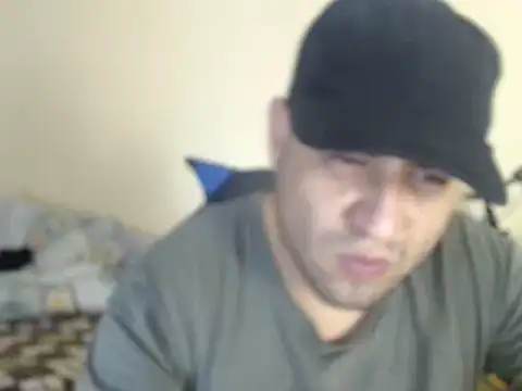 Snapshot of alphaswitchard chatting on 03/12/25, 11:44 alphaswitchard online show from 03/12/25, 11:44