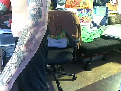 CloudDadddyyy420 online show from 01/31/25, 02:49