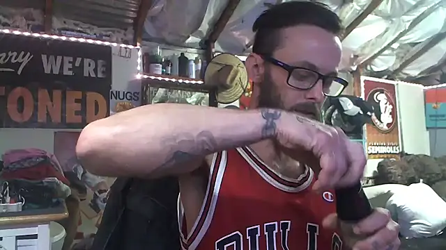 CloudDadddyyy420 online show from 02/08/25, 09:46