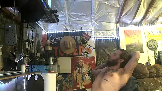 CloudDadddyyy420 online show from 10/21/25, 11:05