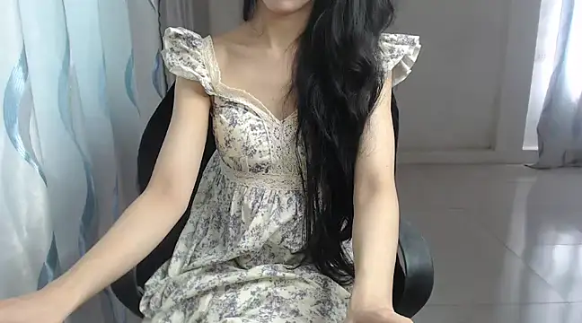 TinyGirls online show from 01/06/25, 05:19