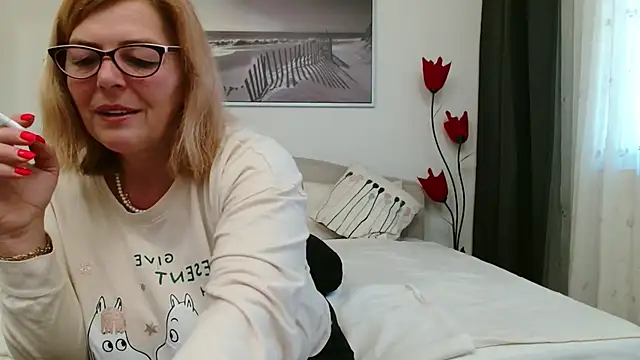 YulliaMilf online show from 03/09/25, 06:39