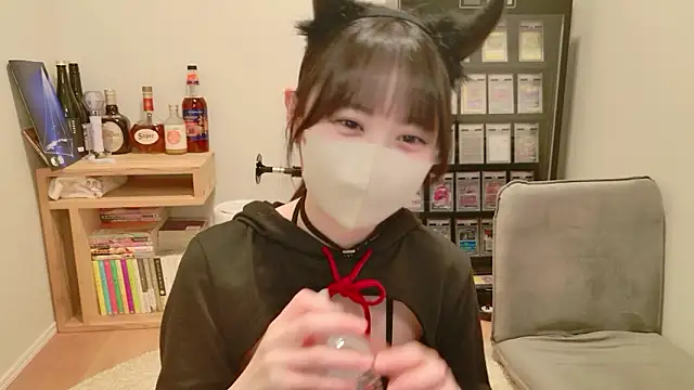 HIKARI x0 online show from 04/28/26, 02:33