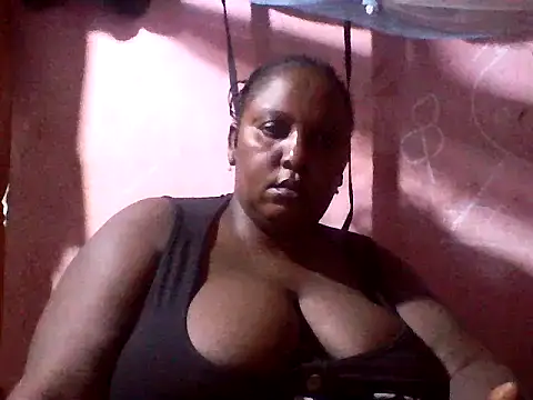 Snapshot of big_clits chatting on 06/30/26, 02:23 big clits online show from 06/30/26, 02:23