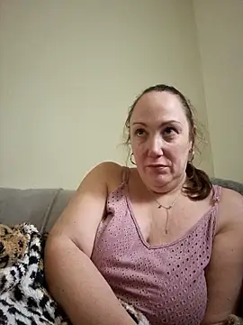 Wisie Cutie online show from 12/29/24, 02:21