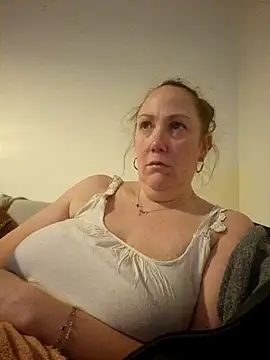 Wisie Cutie online show from 02/17/25, 09:52