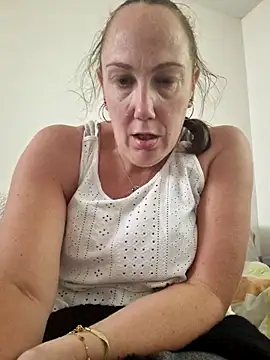 Wisie Cutie online show from 09/22/25, 02:30