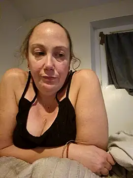 Wisie Cutie online show from 11/19/25, 11:16