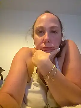 Wisie Cutie online show from 04/09/26, 10:04