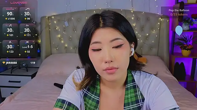 Wendy  Hills online show from 12/14/24, 03:36