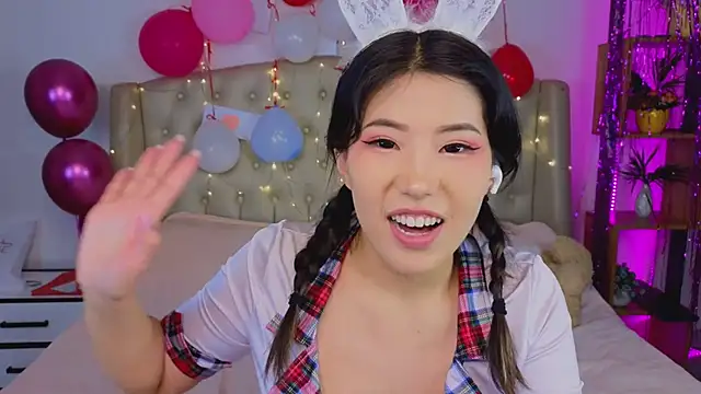 Wendy  Hills online show from 02/13/25, 04:07