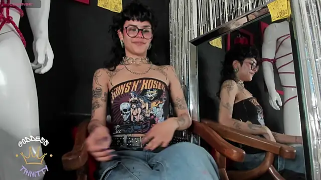 trinitty online show from 10/09/25, 04:05