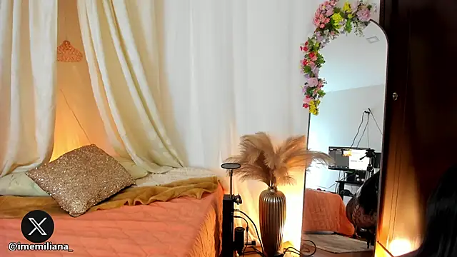 soyemi online show from 10/01/25, 10:05