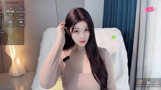 Snapshot of Mandy-- chatting on 11/07/25, 02:11 Mandy-- online show from 11/07/25, 02:11