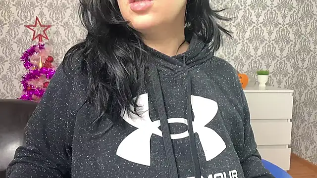 AnnaAnn online show from 01/18/25, 01:51