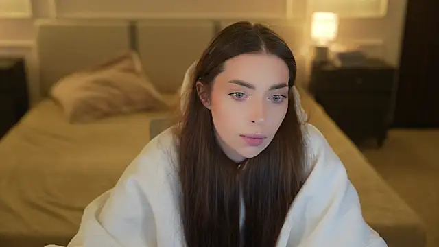 Snapshot of Kate054 chatting on 10/12/25, 10:14 Kate054 online show from 10/12/25, 10:14