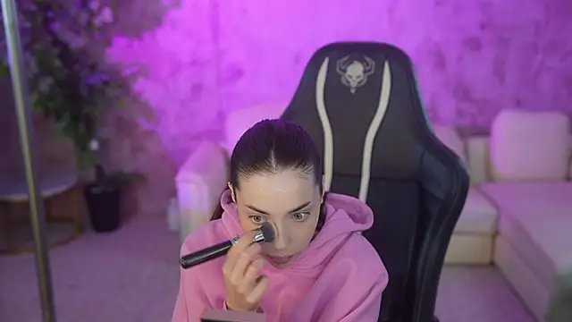 Kate054 online show from 12/15/25, 08:07