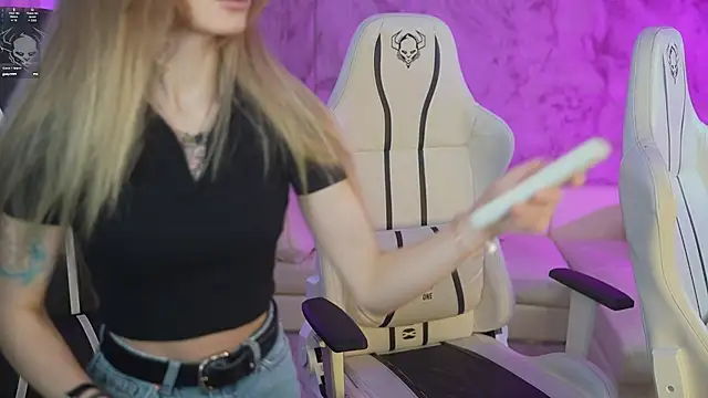 Kisasolo online show from 03/05/25, 04:02