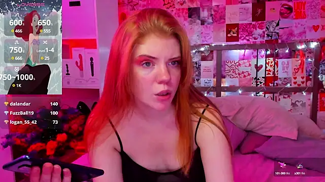 Snapshot of DiWalton chatting on 02/23/25, 09:22 DiWalton online show from 02/23/25, 09:22