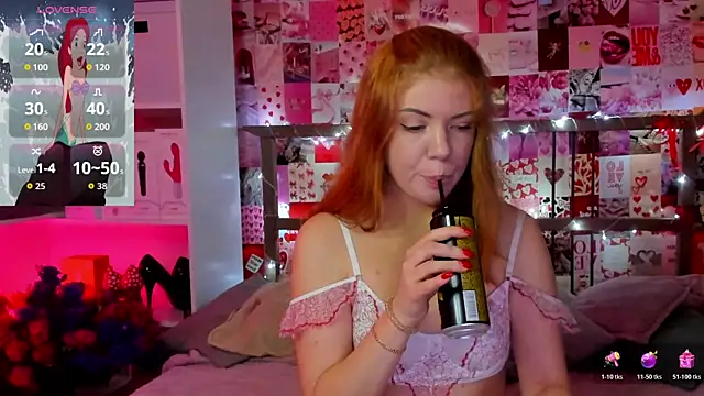 Snapshot of DiWalton chatting on 10/20/25, 07:31 DiWalton online show from 10/20/25, 07:31