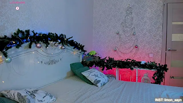 LillyMoure  online show from 01/06/26, 12:14