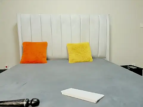  heavenlysent online show from 12/23/25, 03:26