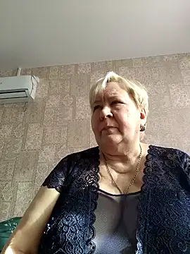 EffectFiona online show from 02/14/25, 06:56