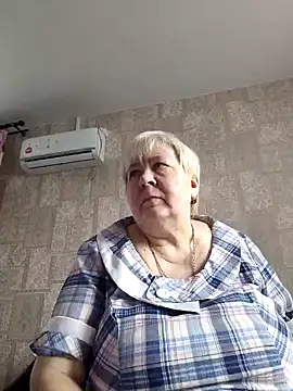 EffectFiona online show from 02/27/25, 03:47