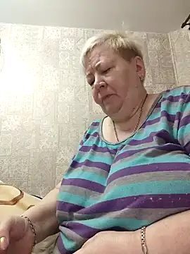 EffectFiona online show from 03/12/25, 11:01