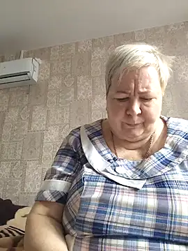 EffectFiona online show from 03/19/25, 05:52