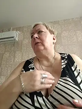 EffectFiona online show from 03/22/25, 04:14