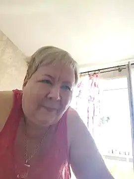 EffectFiona online show from 03/23/25, 08:37